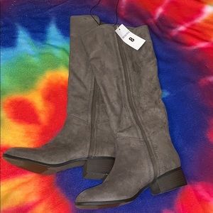 About knee high boots never worn!